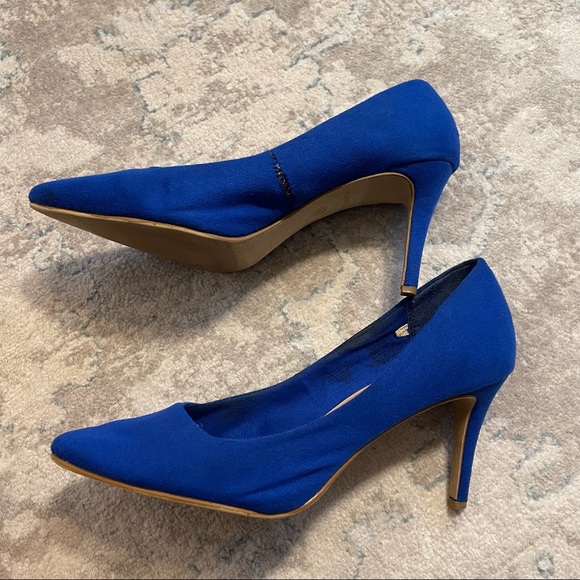 Royal blue pumps size 8 | Old Navy - Picture 5 of 5